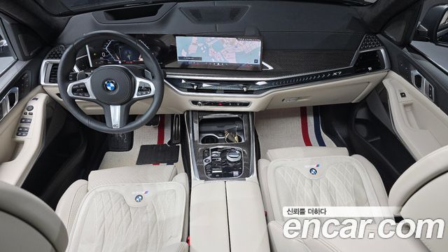 BMW X7 2025 — photo 10