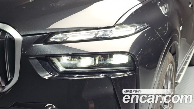 BMW X7 2025 — photo 8