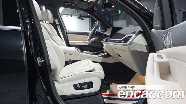 BMW X7 2025 — photo 16