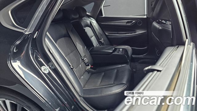 Hyundai Grandeur 2017 — photo 11