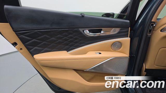 Kia K9 2022 — photo 15