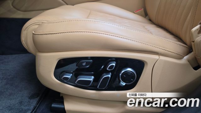 Kia K9 2022 — photo 31