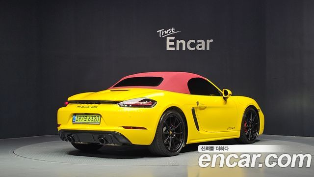 Porsche 718 2025 — photo 2