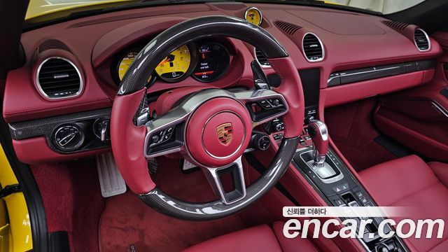 Porsche 718 2025 — photo 19