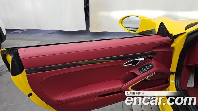 Porsche 718 2025 — photo 14