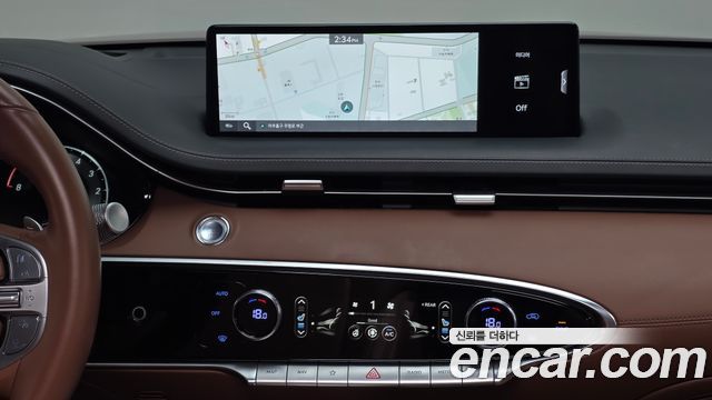 Genesis GV70 2021 — photo 14