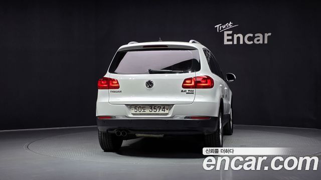Volkswagen Tiguan 2015 — photo 4