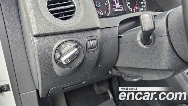 Volkswagen Tiguan 2015 — photo 19
