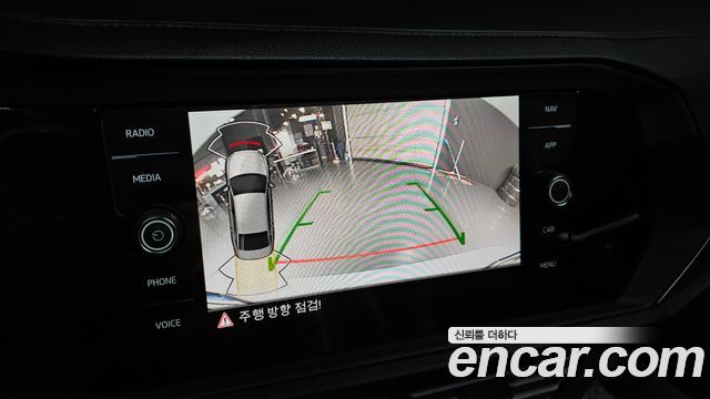 Volkswagen Jetta 2021 — photo 15