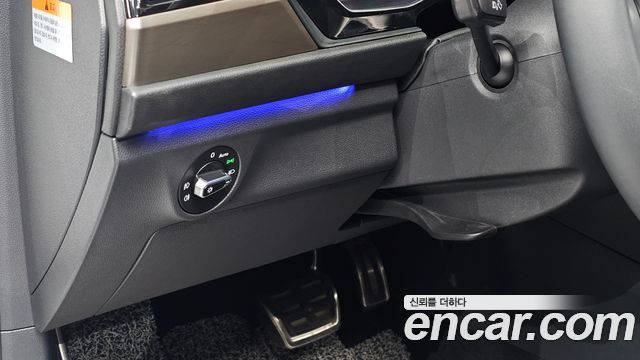 Volkswagen Jetta 2021 — photo 16