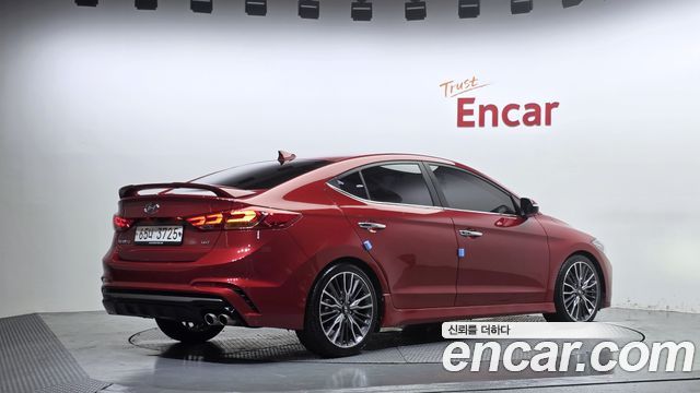 Hyundai AVANTE 2018 — photo 2