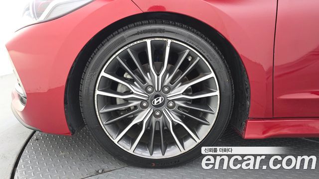 Hyundai AVANTE 2018 — photo 5