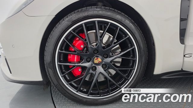 Porsche Panamera 2021 — photo 5