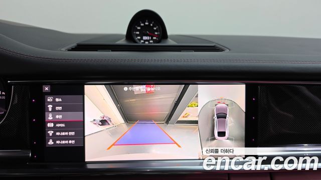Porsche Panamera 2021 — photo 20