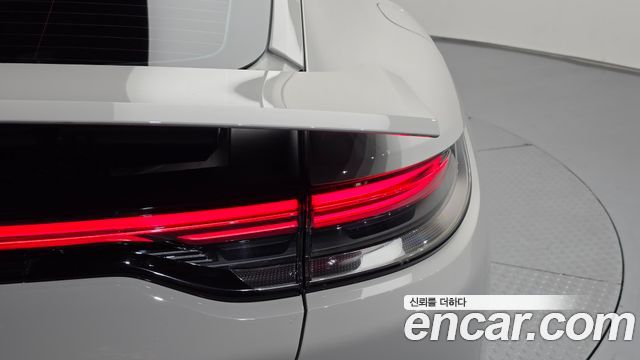 Porsche Panamera 2021 — photo 9