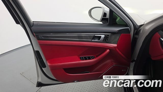 Porsche Panamera 2021 — photo 14