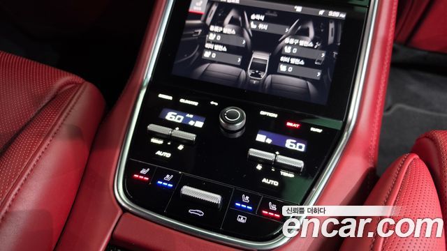Porsche Panamera 2021 — photo 36