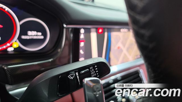 Porsche Panamera 2021 — photo 39