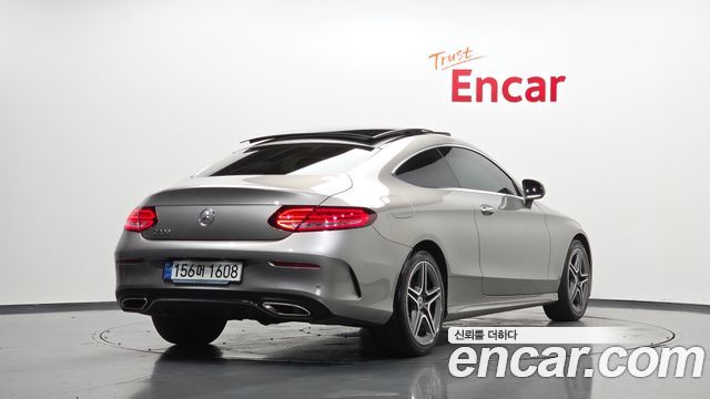 Mercedes-Benz C-Class 2020 — photo 2