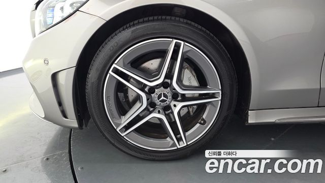 Mercedes-Benz C-Class 2020 — photo 5