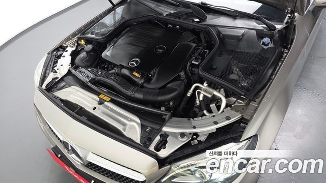 Mercedes-Benz C-Class 2020 — photo 6