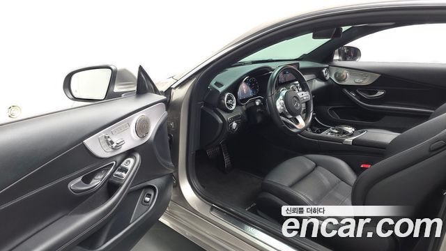 Mercedes-Benz C-Class 2020 — photo 13
