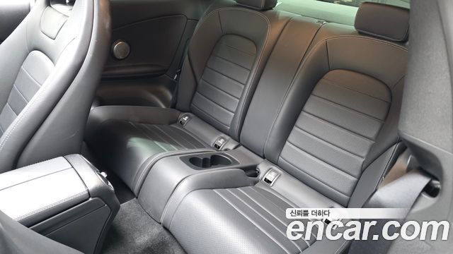 Mercedes-Benz C-Class 2020 — photo 17