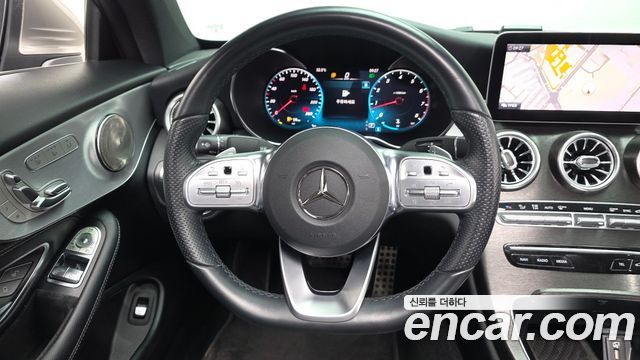 Mercedes-Benz C-Class 2020 — photo 18