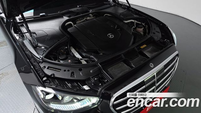 Mercedes-Benz S-Class 2021 — photo 6