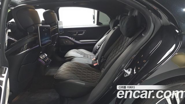 Mercedes-Benz S-Class 2021 — photo 18