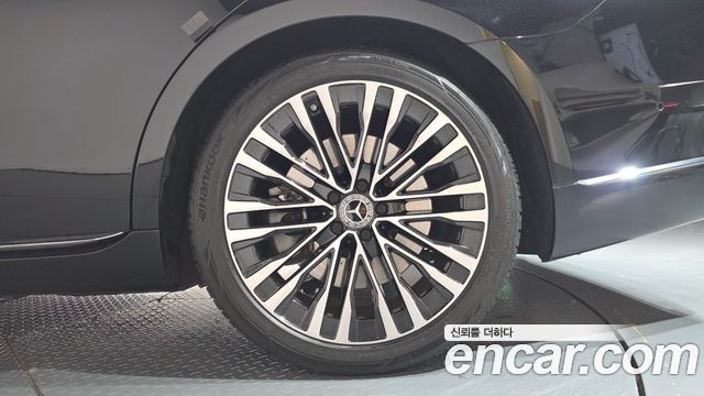 Mercedes-Benz S-Class 2021 — photo 7