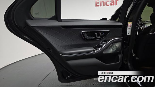 Mercedes-Benz S-Class 2021 — photo 15