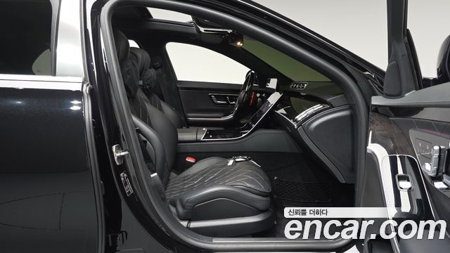 Mercedes-Benz S-Class 2021 — photo 16