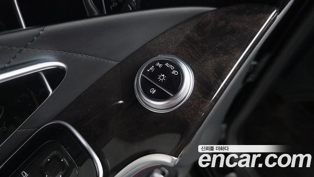 Mercedes-Benz S-Class 2021 — photo 42