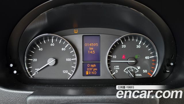 Mercedes-Benz Sprinter 2015 — photo 8