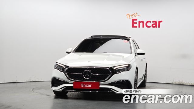 Mercedes-Benz E-Class 2026 — photo 3