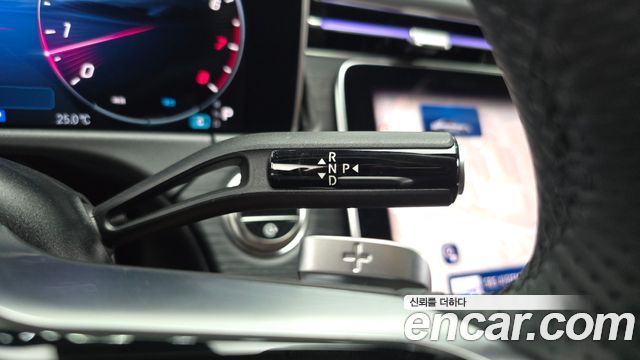 Mercedes-Benz E-Class 2026 — photo 12