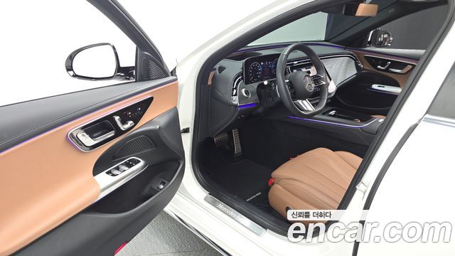 Mercedes-Benz E-Class 2026 — photo 13