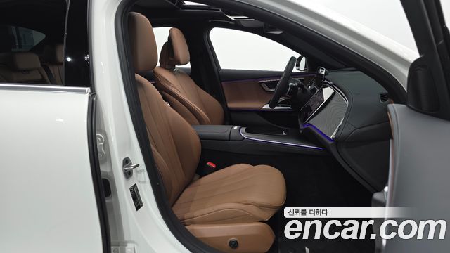 Mercedes-Benz E-Class 2026 — photo 17