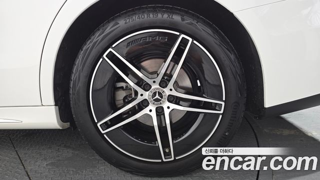 Mercedes-Benz E-Class 2026 — photo 7