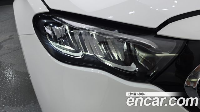 Mercedes-Benz E-Class 2026 — photo 8