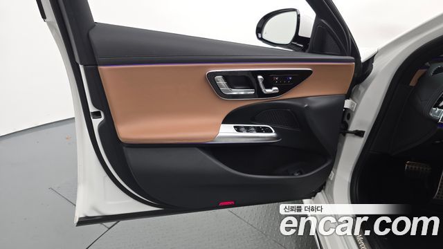 Mercedes-Benz E-Class 2026 — photo 14