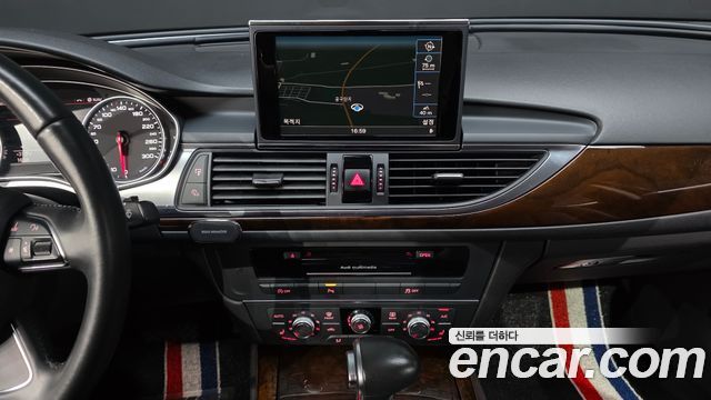 Audi A6 2015 — photo 13