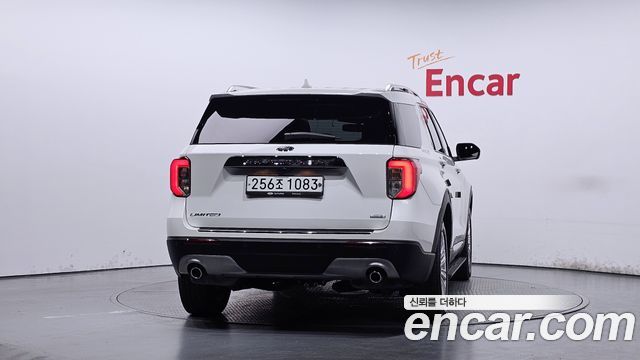 Ford Explorer 2020 — photo 4