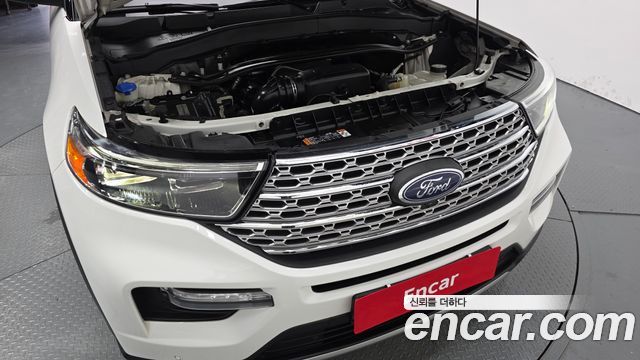 Ford Explorer 2020 — photo 6