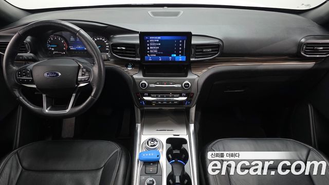 Ford Explorer 2020 — photo 10