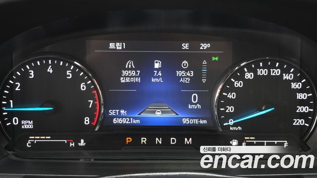 Ford Explorer 2020 — photo 11