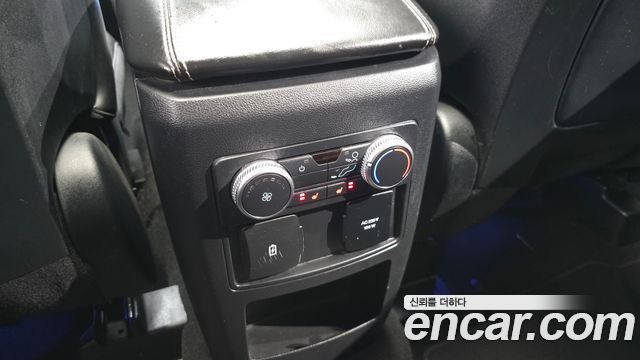 Ford Explorer 2020 — photo 36