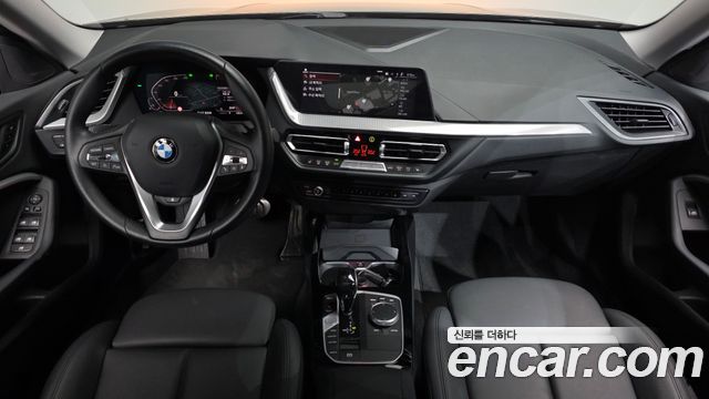 BMW 2-Series 2021 — photo 10