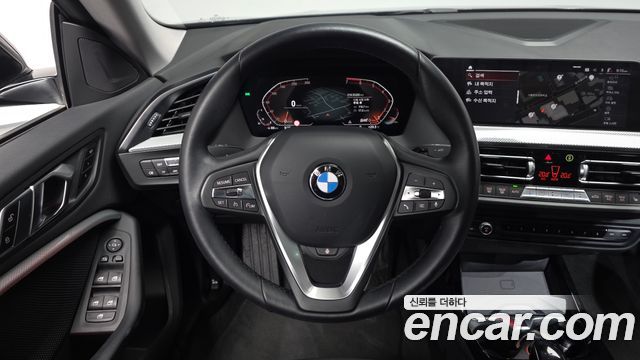 BMW 2-Series 2021 — photo 19